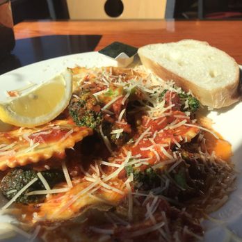 Sound View Cafe - Breakfast & Brunch Near Me - Seattle, Washington Sound View Cafe - Breakfast & Brunch Near Me - Seattle, Washington