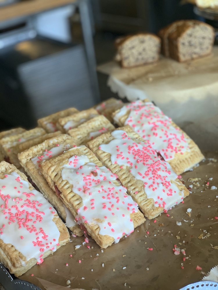 HEIRLOOM BAKERY & HEARTH 215 Photos & 199 Reviews Cafes 401 E