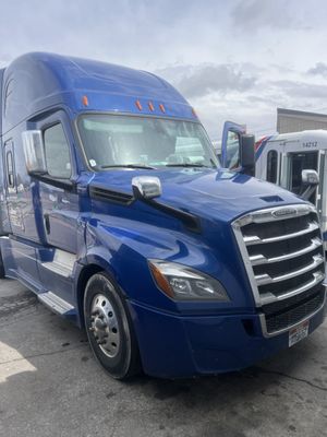 V and L Auto Service and Repair