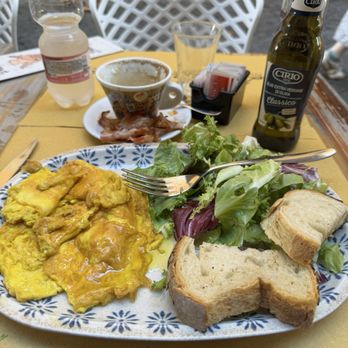 La Panetteria - $17 USD. Amazing taste, good service- near Trevi but a locals place. This is the spot for breakfast! - Pizza Near Me - Rome, RM