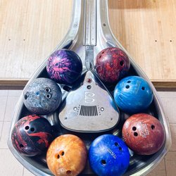 The Alley - Eat, Bowl, Play