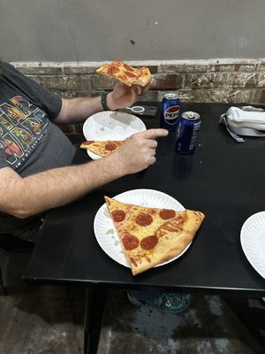 Empire Pizza & Pub by null