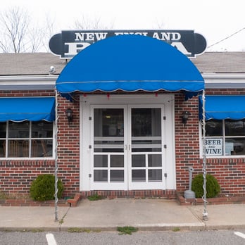 New England Pizza - Side entrance, facing parking lot - Pizza Near Me - Chatham, Massachusetts New England Pizza - Side entrance, facing parking lot - Pizza Near Me - Chatham, Massachusetts