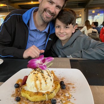 Beeside Balcony - Pineapple Delight - Mediterranean Near Me - Del Mar, California