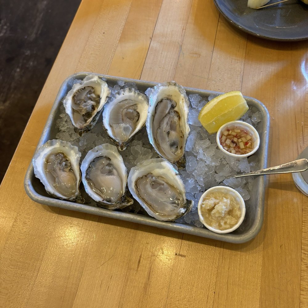 Freeport Oyster Bar - Oysters - Seafood Near Me - Freeport, Maine