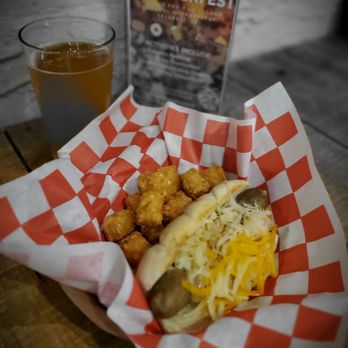 Fat Pants - $9 Brat & Tot - Brewpubs Near Me - Eden Prairie, Minnesota