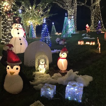 The Ultimate Christmas Lights House - Festivals Near Me - Clearwater, Florida The Ultimate Christmas Lights House - Festivals Near Me - Clearwater, Florida