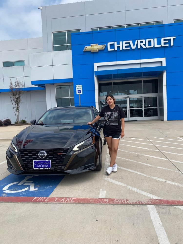 CLAY COOLEY CHEVROLET 19 Photos 1251 E Airport Fwy, Irving, Texas