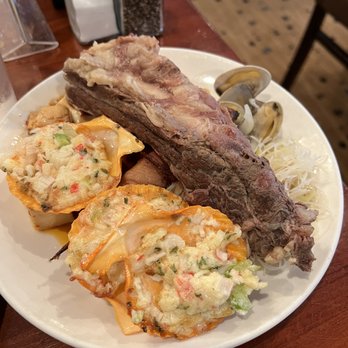 Four Seasons Buffet - Buffets Near Me - Cerritos, California