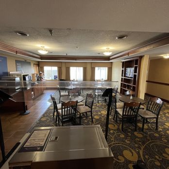 Holiday Inn Express Deforest - Hotels Near Me - Deforest, Wisconsin