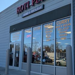Roti Plus - Restaurant front