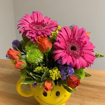 Universal Flowers - Florists Near Me - Oviedo, Florida Universal Flowers - Florists Near Me - Oviedo, Florida