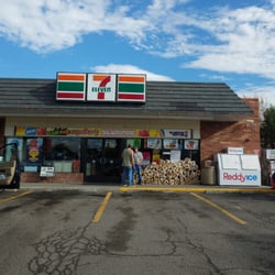 7-Eleven - Outside