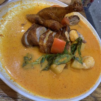 Sup Thai Kitchen  - Spicy Crispy duck basil - Thai Near Me - Fresh Meadows, New York