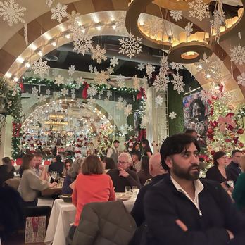 Barbounia - Very Festive - Greek Near Me - New York, New York