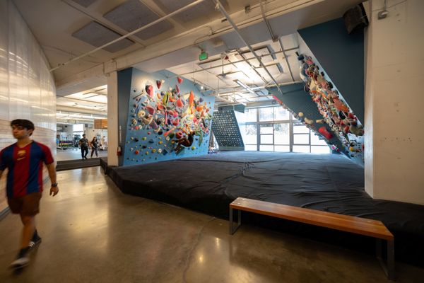 Bouldering Project - Poplar by null