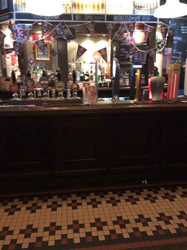 VARSITY Updated May 2024 11 Reviews Gibbet Hill Road, Coventry, West Midlands, United