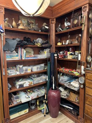 Antiques & Chatchkes, 1542 Fruitville Rd, Sarasota, FL 34236, US