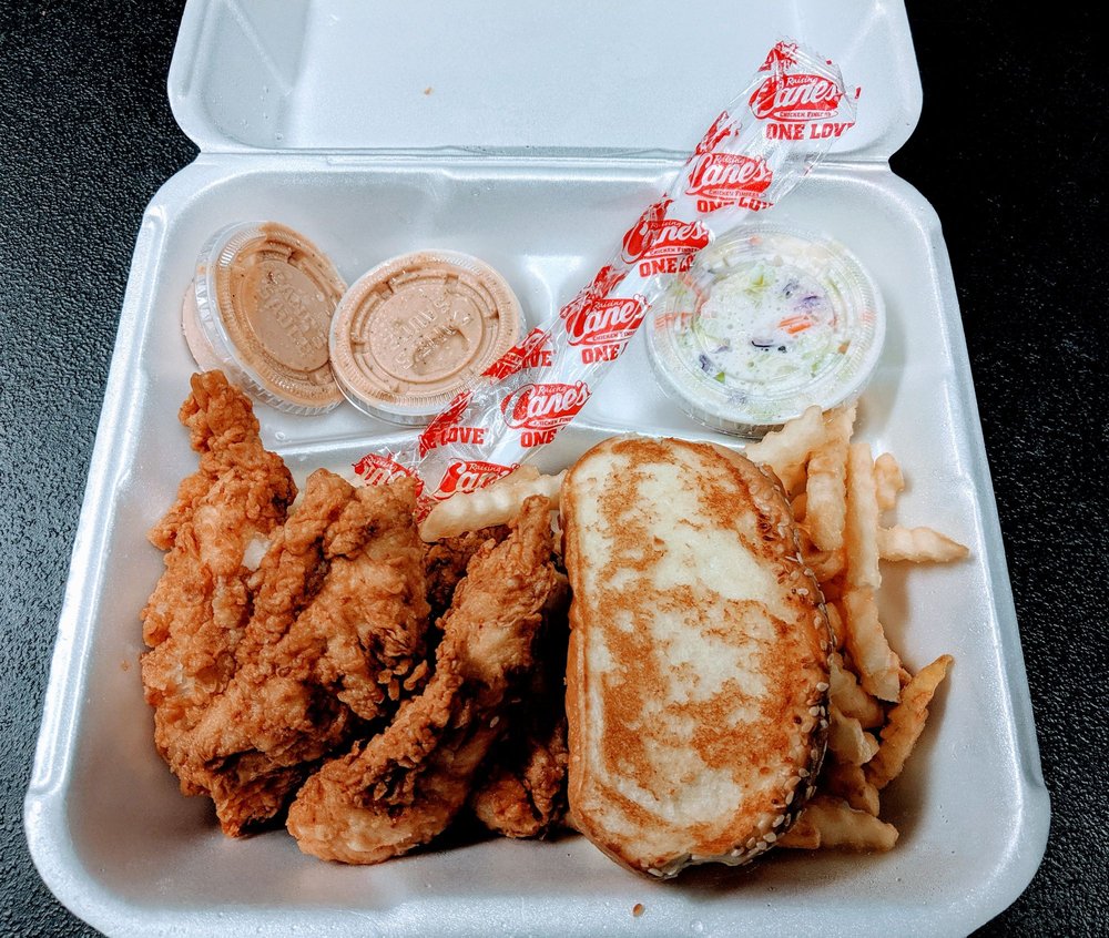 RAISING CANE’S CHICKEN FINGERS 10 Reviews 1041 E US Hwy 377