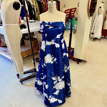 TOP 10 BEST Prom Dresses in Portland, ME - Updated 2026 - Yelp TOP 10 BEST Prom Dresses in Portland, ME - Updated 2026 - Yelp