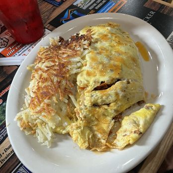 Bill Smiths Cafe - Taco omelette and hash browns - Breakfast & Brunch Near Me - Van Alstyne, Texas