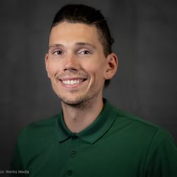 Grounded Tree Massage Therapy - Meet our licensed massage therapist and certified personal trainer, Robert Ford!
https://groundedtreemassage.com/