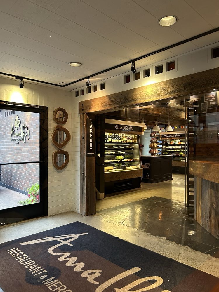 Amalfi's Restaurant & Mercato
