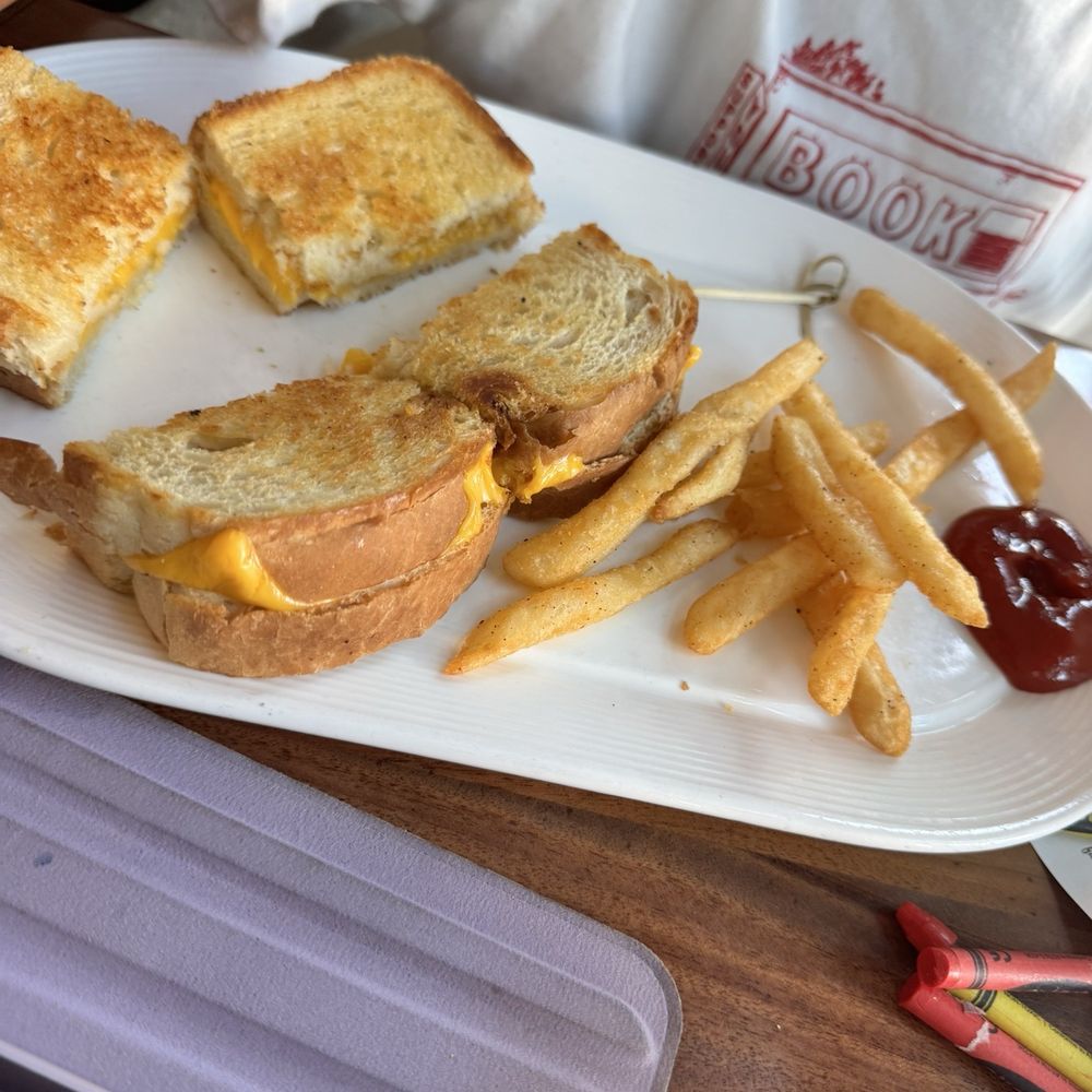 Clear Sky Cafe - Grilled cheese - New American Near Me - Clearwater, Florida
