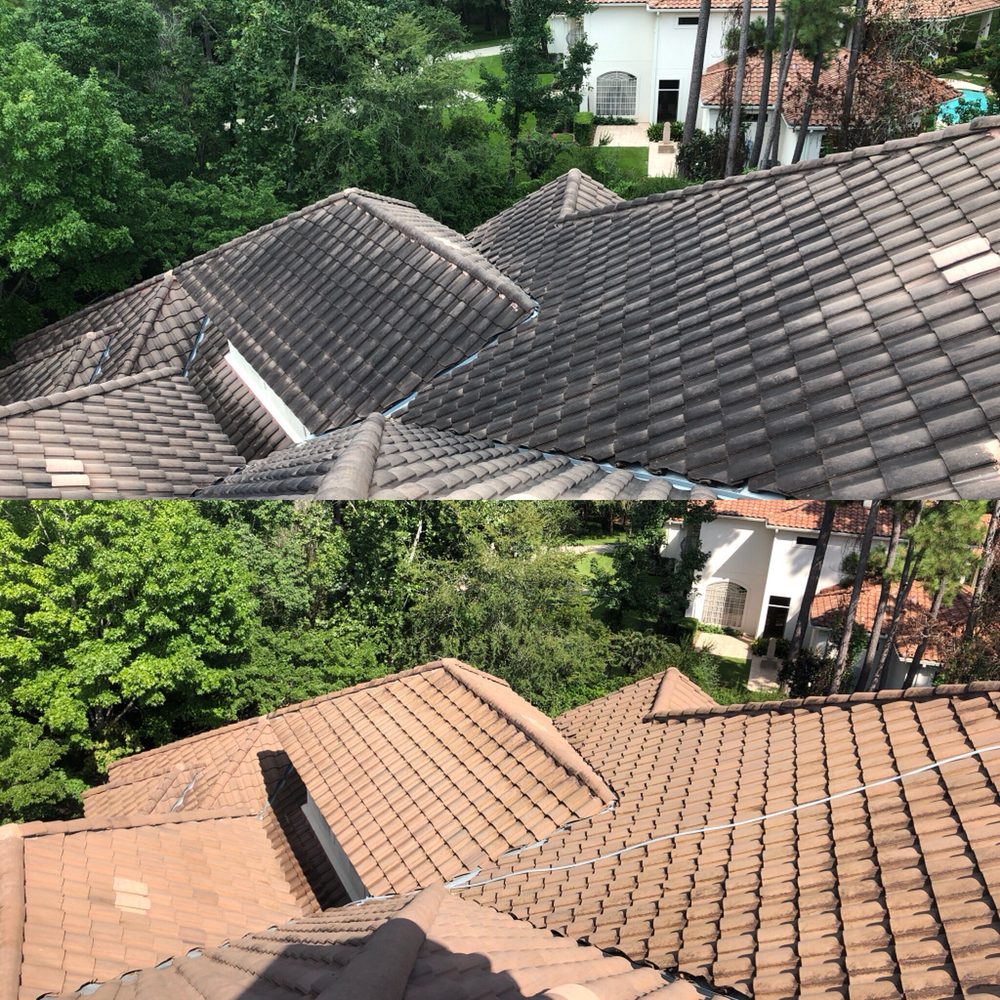Slide of Woodlands Roof Cleaning & Pressure Washing