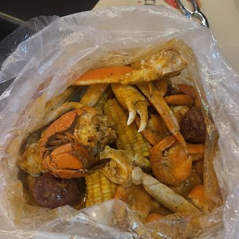 Crafty Crab - Lobster A. Snow Crab & Headless Shrimp Combo corn potatoes - Seafood Near Me - Orlando, Florida