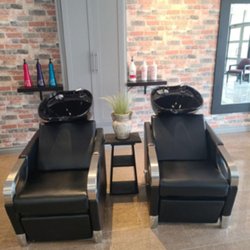 Samson's Salon Spa - Photo