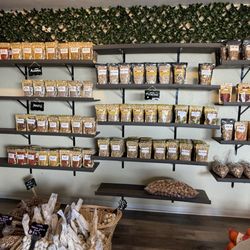 Mamy's Fruits Stand - Dried nuts , fresh Garlic
