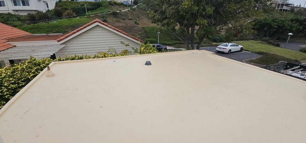 Slide of C & I Roofing