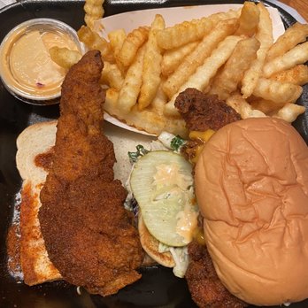 Dave's Hot Chicken - Dave's #3 1 Tender & 1 Slider w/ Fries - Chicken Shop Near Me - Irvine, California Dave's Hot Chicken - Dave's #3 1 Tender & 1 Slider w/ Fries - Chicken Shop Near Me - Irvine, California