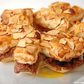 Manmi Bakery - hazelnut pie - Bakeries Near Me - Los Angeles, California Manmi Bakery - hazelnut pie - Bakeries Near Me - Los Angeles, California
