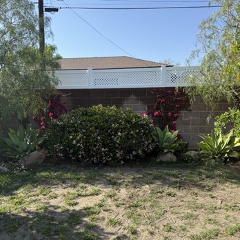Vinyl Fence Depot - Lattice Wall topper - Fences & Gates Near Me - Van Nuys, California Vinyl Fence Depot - Lattice Wall topper - Fences & Gates Near Me - Van Nuys, California