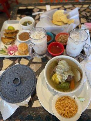 El Manantial Restaurant by null