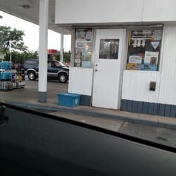 DUKE ST SHELL - Cashier hut
