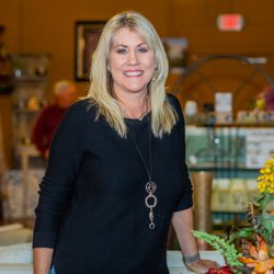 Select Furniture Consignment