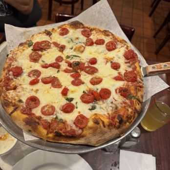 Buono's Pizzeria - Margarita pizza  so good - Pizza Near Me - Long Beach, California