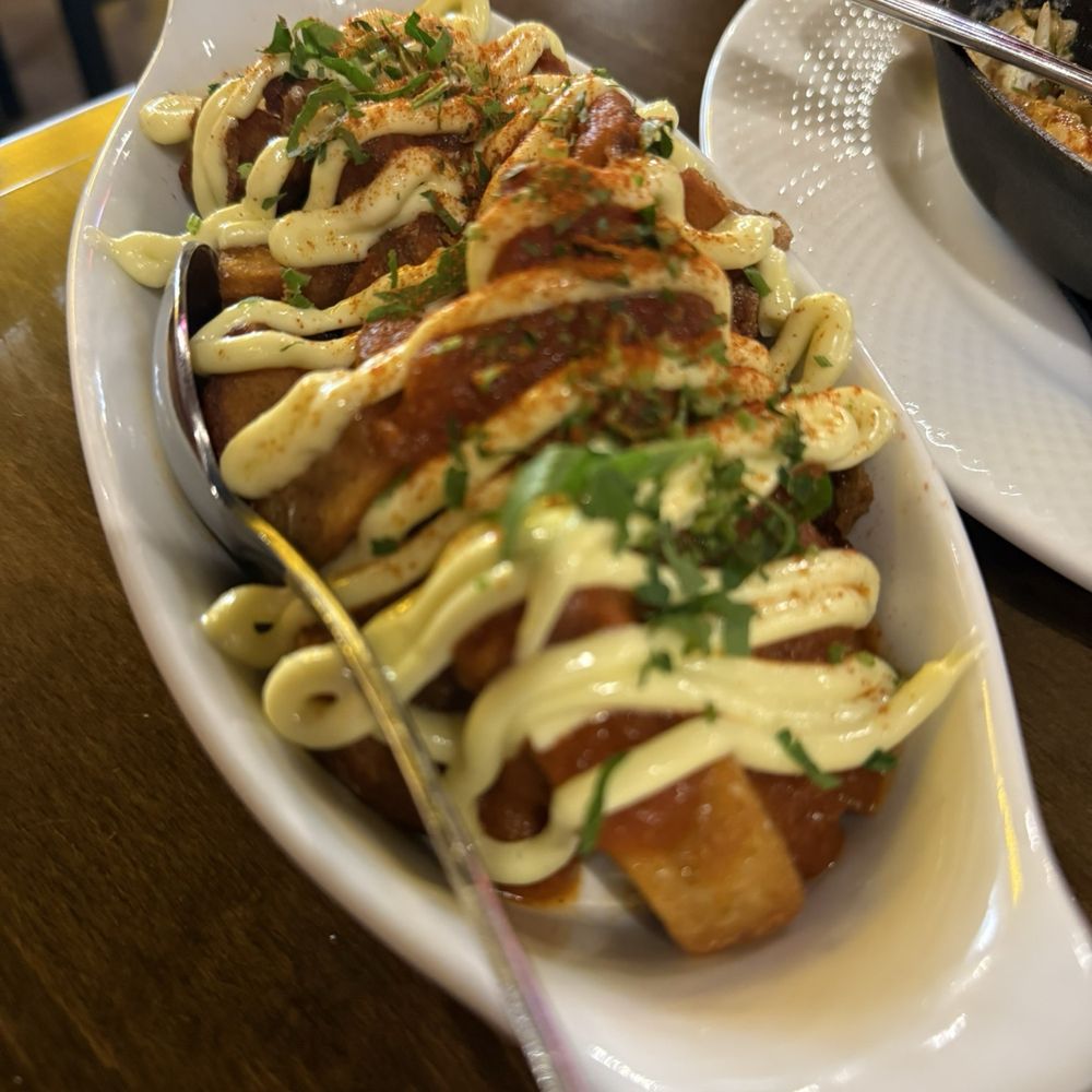 El Mercat - Patatas Bravas - Tapas Bars Near Me - Arlington, Virginia El Mercat - Patatas Bravas - Tapas Bars Near Me - Arlington, Virginia