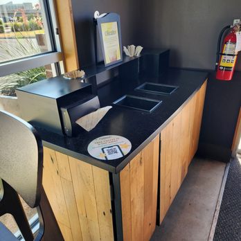 Starbucks - Coffee & Tea Near Me - Cedar Park, Texas