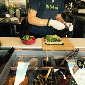 Up Roll Cafe - Honolulu - Super fresh ingredients up in here! - Sushi Bars Near Me - Honolulu, Hawaii