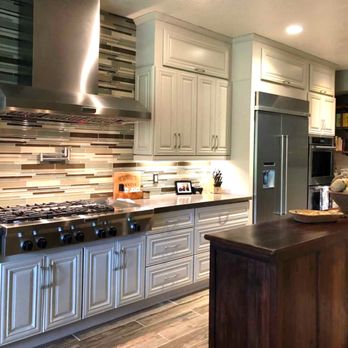 Cabinets To Go - Clean lines in a traditional style - Cabinetry Near Me - Houston, Texas Cabinets To Go - Clean lines in a traditional style - Cabinetry Near Me - Houston, Texas