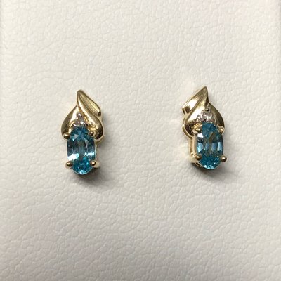 Golden Circle Buy, Sell, Trade Jewelry, Diamonds, Silver, Gold Bullion by null