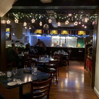 Henry's Cafe - Looking into Open Kitchen - New American Near Me - Pottstown, Pennsylvania Henry's Cafe - Looking into Open Kitchen - New American Near Me - Pottstown, Pennsylvania
