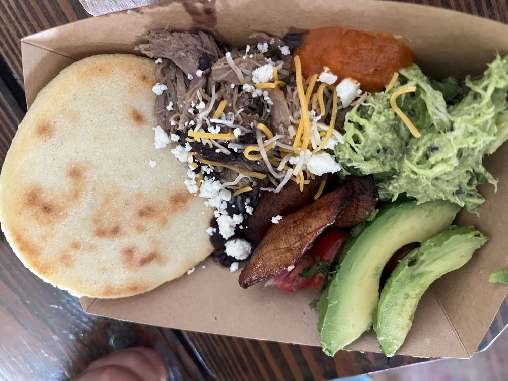 Yxi’s Arepas & Gordito