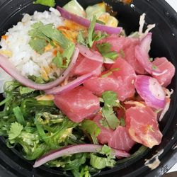 Go Fusion N Grill - The Poke Bowl was tasty.