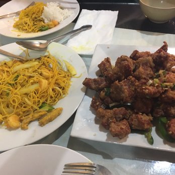 Tasty Wok - 37. Singapore Rice Noodle with Curry B8. Salted and Pepper Ribs - Cantonese Near Me - Orlando, Florida Tasty Wok - 37. Singapore Rice Noodle with Curry B8. Salted and Pepper Ribs - Cantonese Near Me - Orlando, Florida