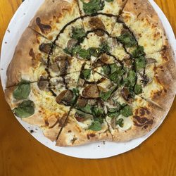 Teddy's Pizza & Restaurant - Stone pizza